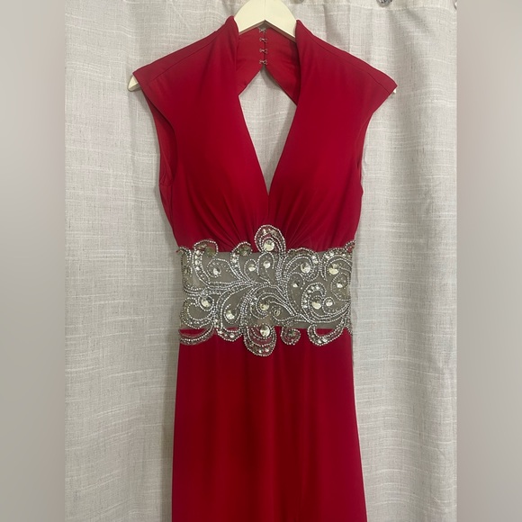 Pageant/Homecoming/Prom/Formal event - Picture 5 of 8